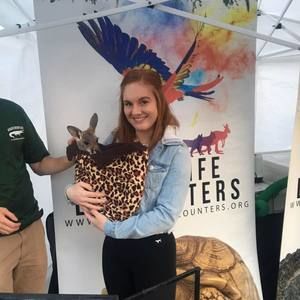 Meet your Posher, Emma
